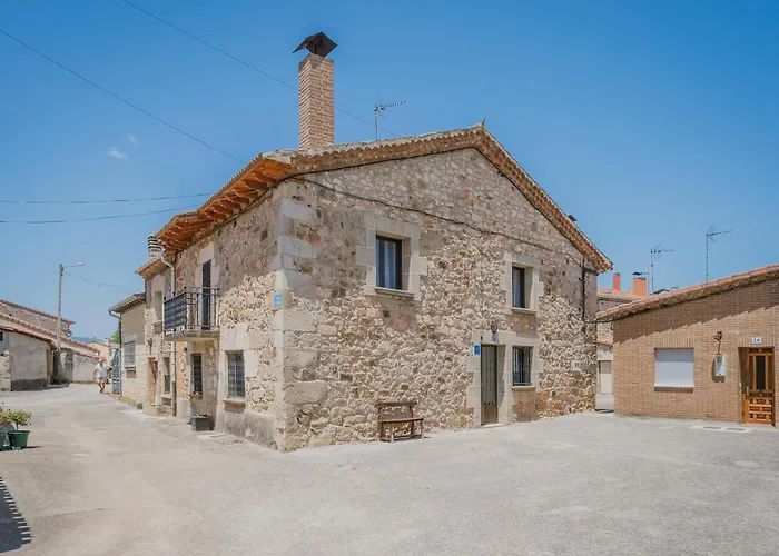 La De Cascajares Nyaraló *